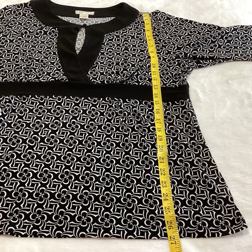 Dress Barn Y2K Black and White Wrap Blouse 3/4 Sleeve 18/20 - Picture 6 of 7
